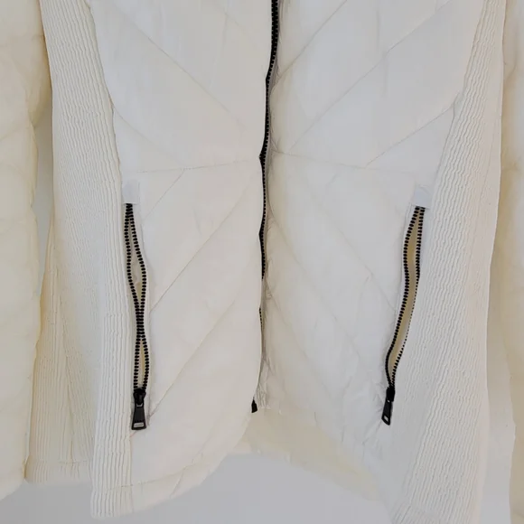 DKNY Puffy Jacket Size XL - Picture 3 of 8